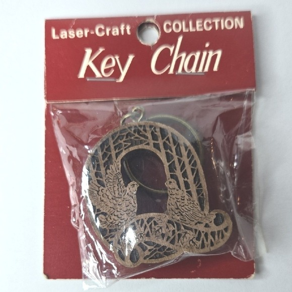 Laser-Craft Collection "Q" Keychain - Picture 1 of 5